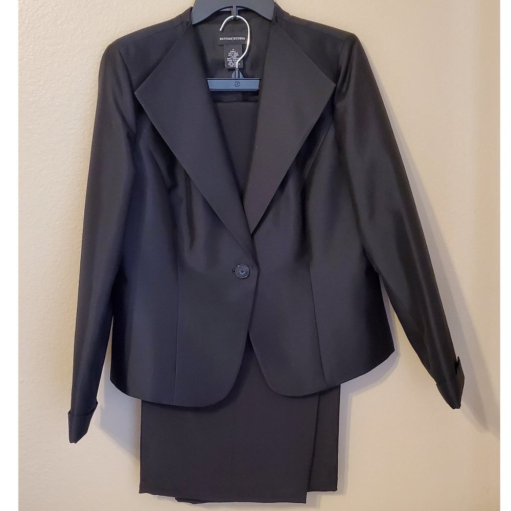 Sutton Studio Black Pant Suit